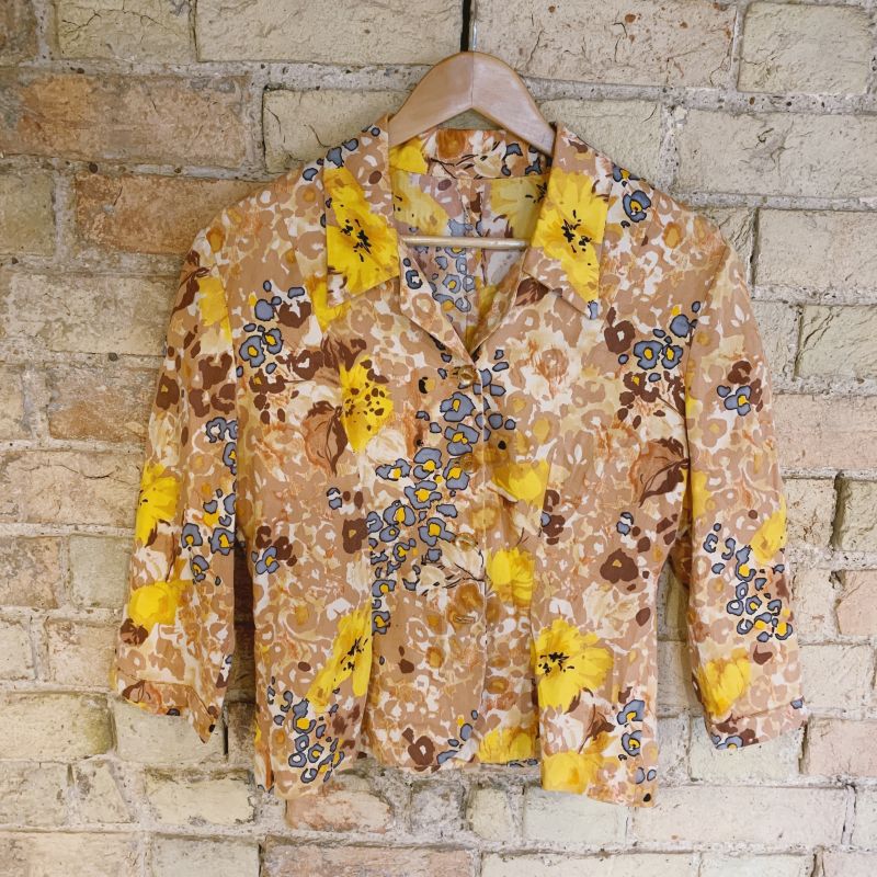 Vintage handmade blouse orange/yellows Size M