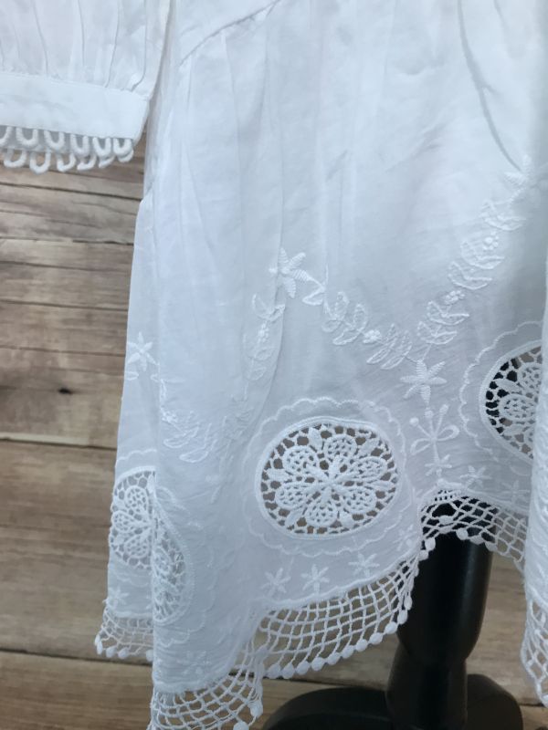 Kaleidoscope White Embroidery Top