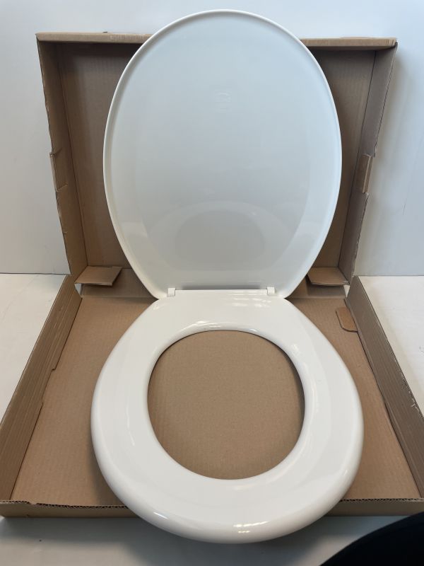 Bemis white toilet seat