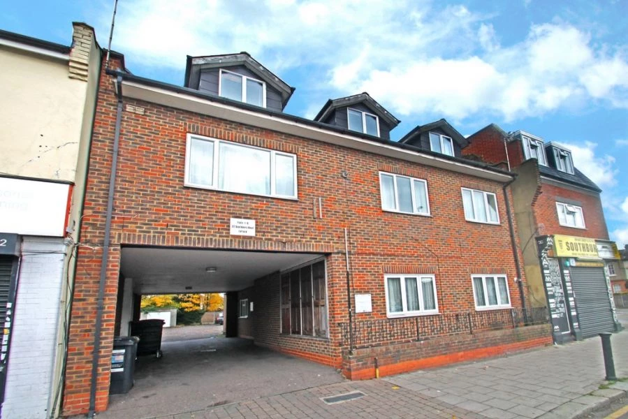 1 bedroom flat, 32 5 Southbury Road Enfied Middlesex