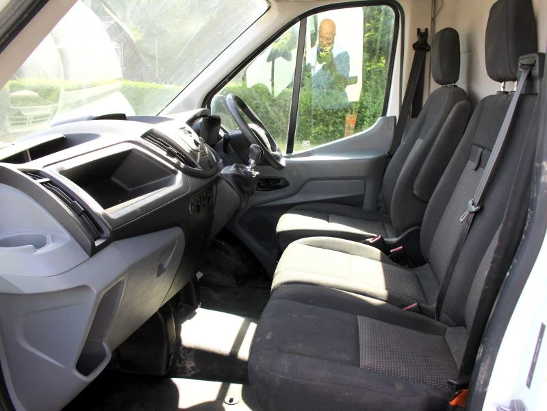 Ford Transit 2.0 TDCi 130ps L3H3 Van RWD 2018