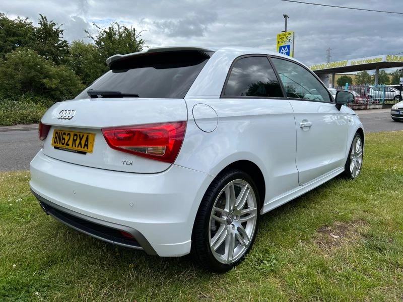 Audi A1 TDI BLACK EDITION 3-Door 1 PREVIOUS OWNER FULL SERVICE HISTORY 2012