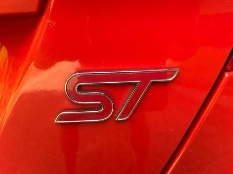 Ford Fiesta ST 3-Door 2015