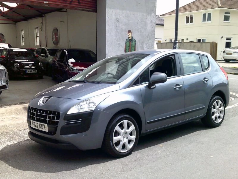 Peugeot 3008 1.6 HDi 112 Active 5dr 2012