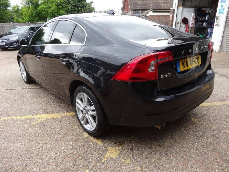 Volvo S60 D5 [215] SE Lux Nav 4dr Geartronic 2012