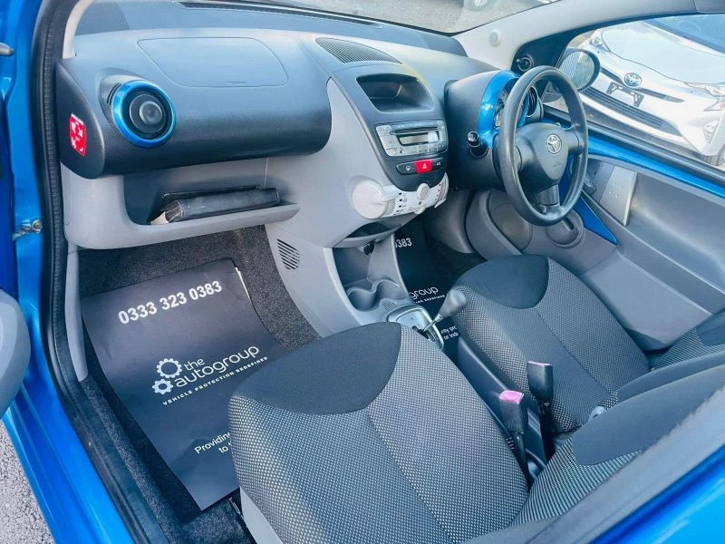 Toyota Aygo BLUE VVT-I 5-Door 2009