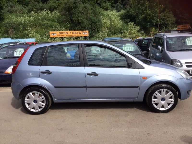 Ford Fiesta 1.4 Style 5dr 2006