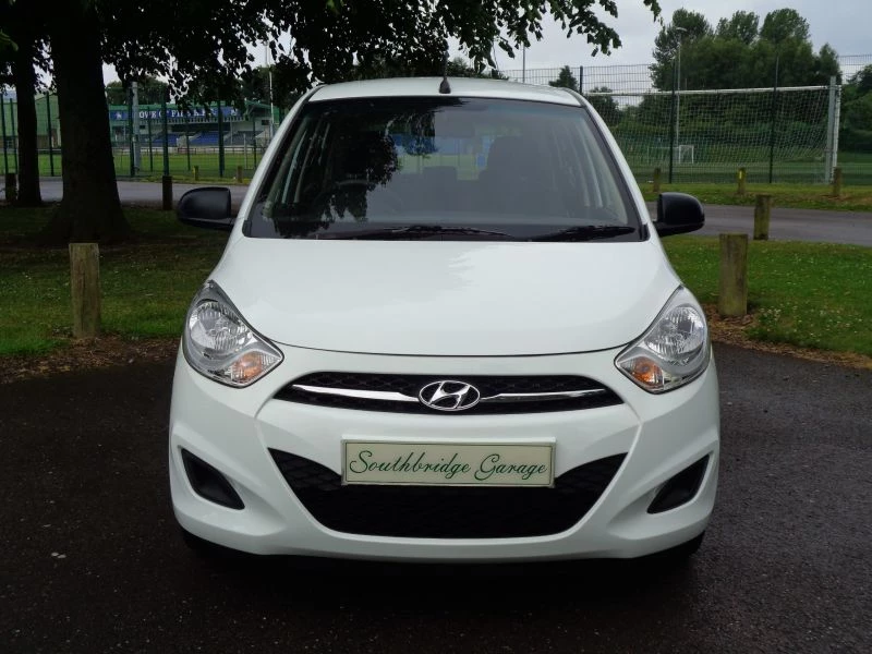 Hyundai i10 1.2 Classic 5-Door 2012