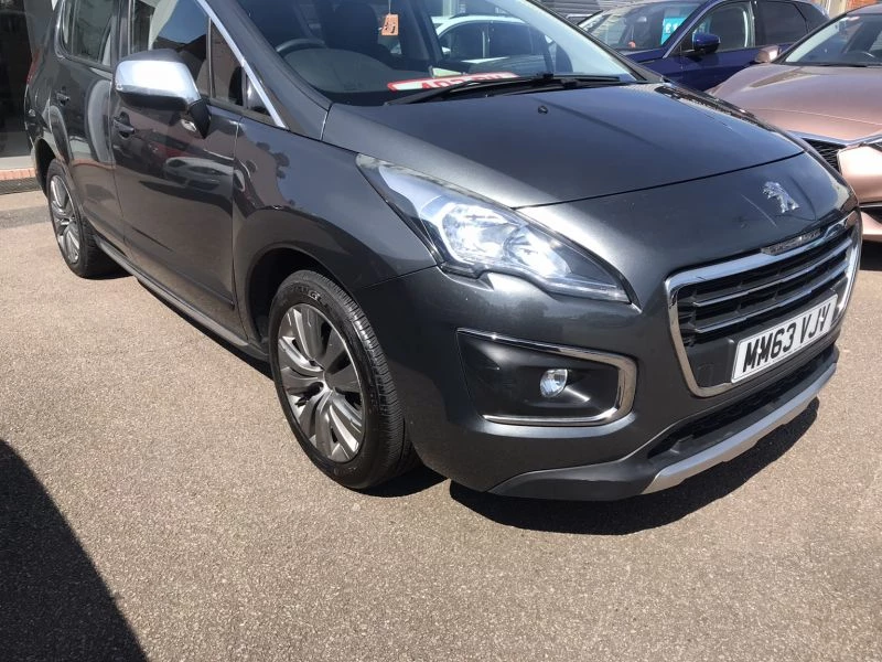 Peugeot 3008 1.6 HDi Active 5dr 2014
