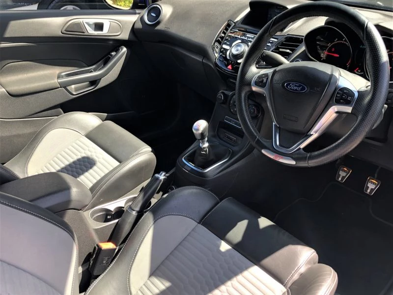 Ford Fiesta 1.6 EcoBoost ST-3 3dr 2016
