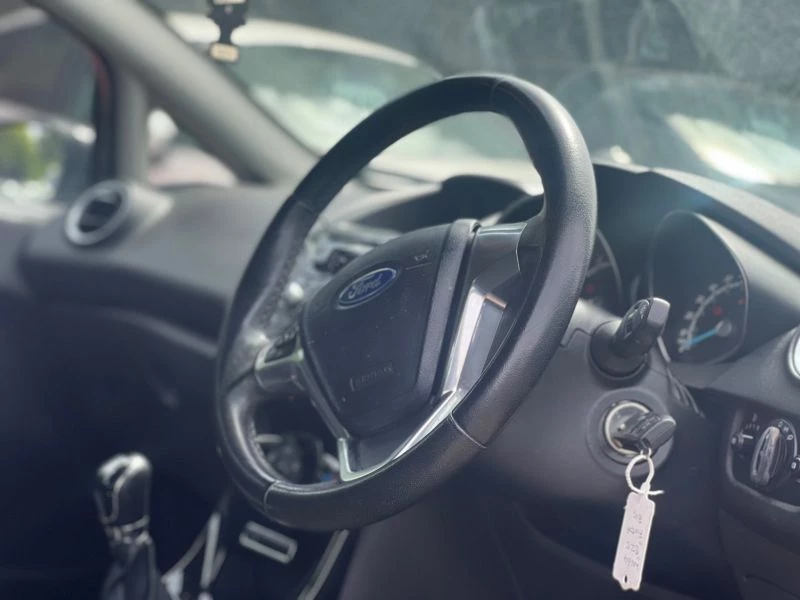 Ford Fiesta ZETEC 5-Door 2014