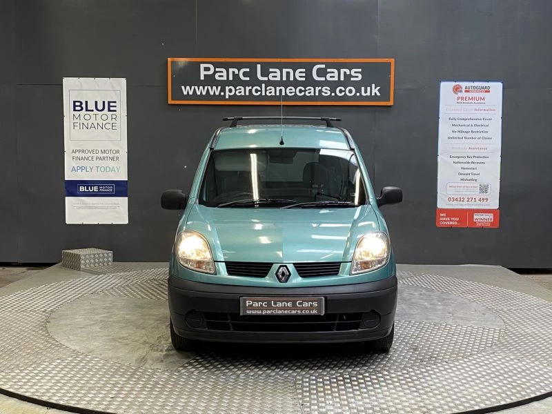 Renault Kangoo 1.6 Authentique 5dr Auto WAV Wheel Chair Access Vehicle ** VERY LOW MILEAGE ** 2004