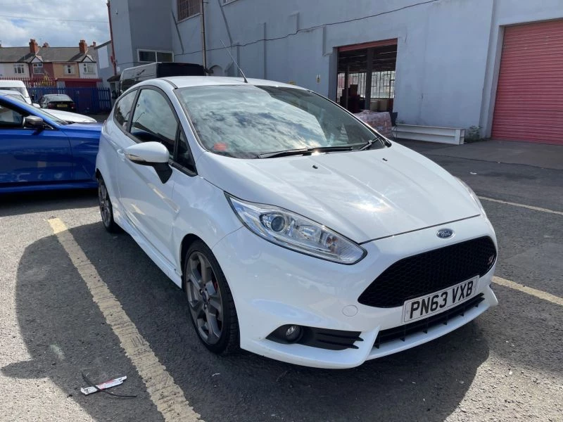 Ford Fiesta 1.6 EcoBoost ST-2 3dr 2013
