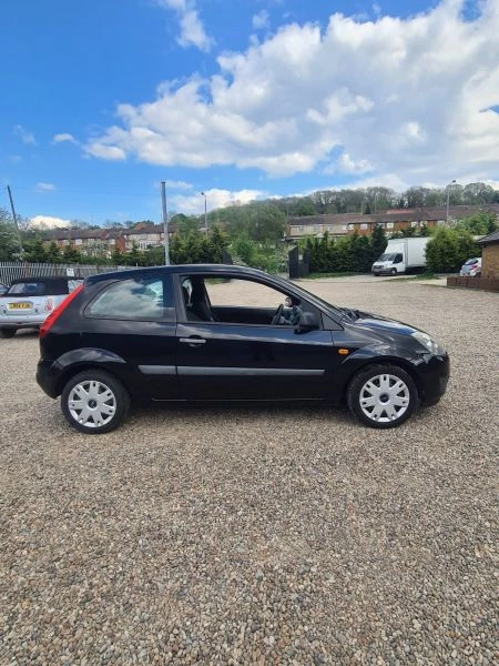 Ford Fiesta STYLE CLIMATE 16V 3-Door 2008