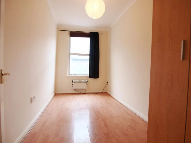 4 bedrooms flat, 372 Upper Flat Hornsey Road Finsbury Park London