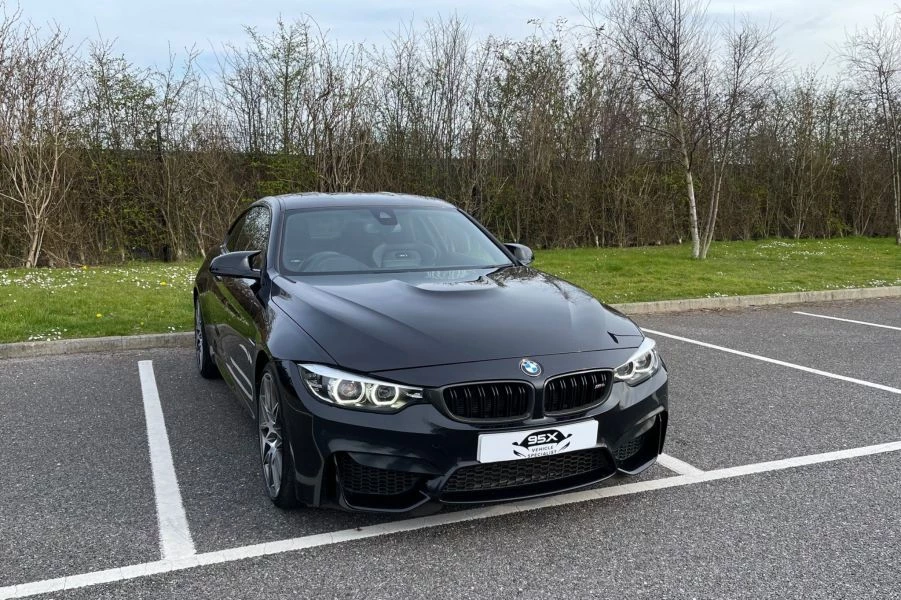 BMW M4 M4 COMPETITION 2-Door 2018
