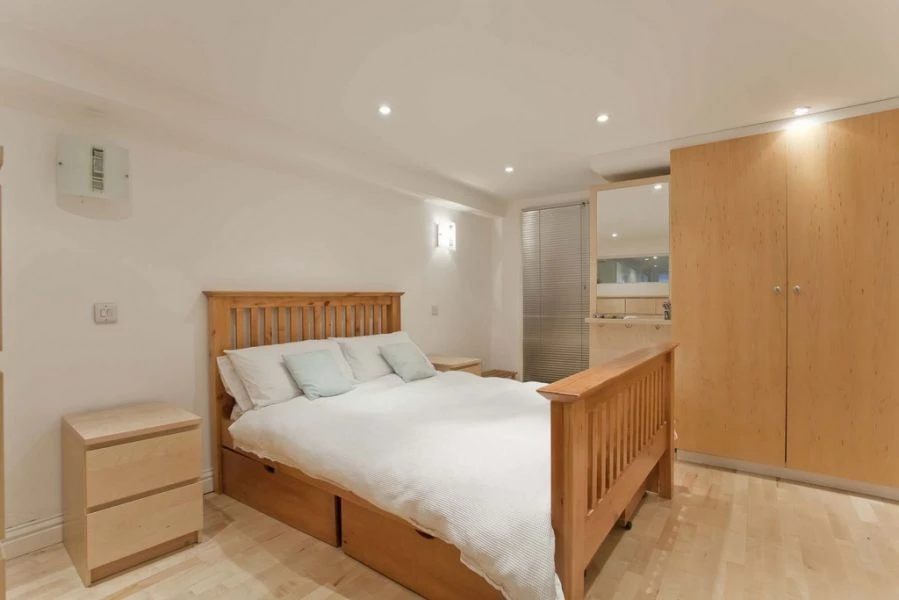 1 bedroom flat, 33 Northolme Road Highbury London