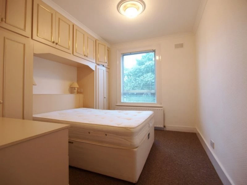 1 bedroom flat, 129a Hewitt Road Harringay London