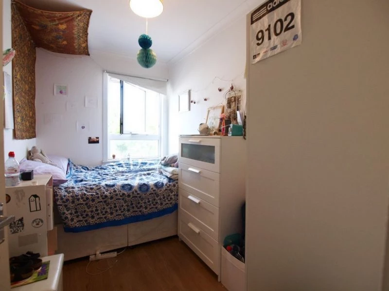 4 bedrooms flat, 94 17 Hornsey Road Holloway London