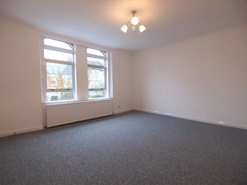 4 bedrooms flat, 29 Flat A Womersley Road Crouch End London