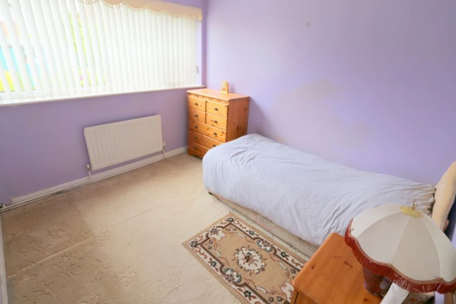 3 bedrooms bungalow, 9 Woodside Drive Meir Heath Stoke on Trent Staffordshire