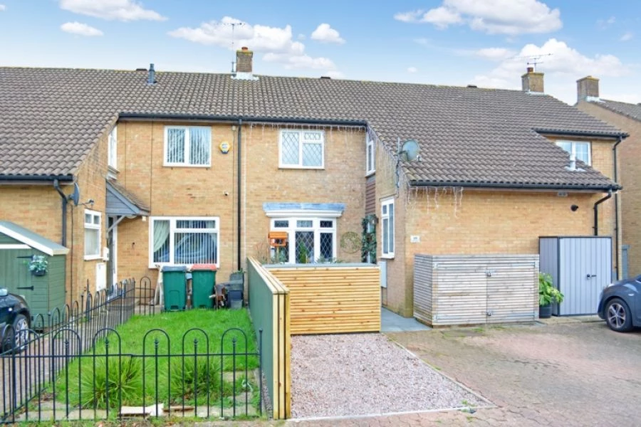 3 bedrooms house, 19 Booth Road Bewbush Crawley West Sussex