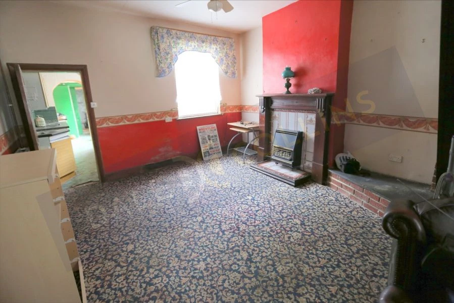 2 bedrooms end of terrace, 621 Uttoxeter Road Meir Stoke on Trent Staffordshire