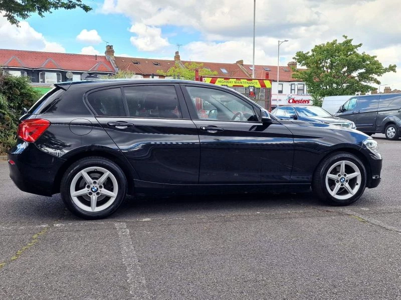 BMW 1 Series 118D SE 5-Door 2018