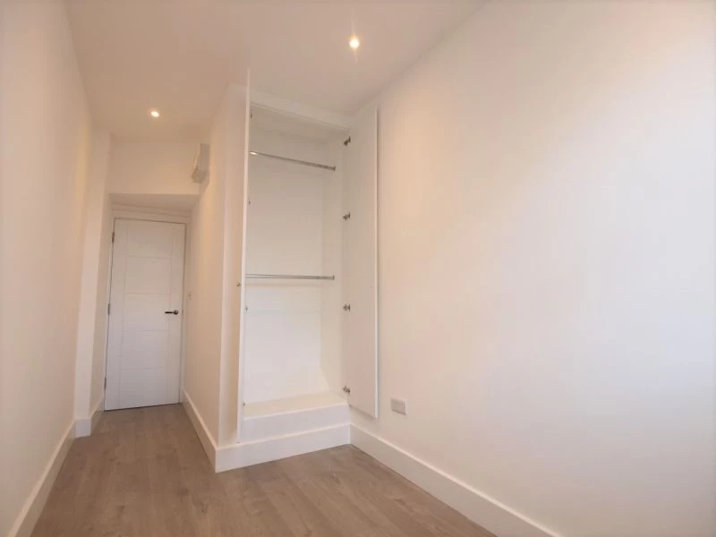 2 bedrooms flat, 510c Flat E Hornsey Road Islington London
