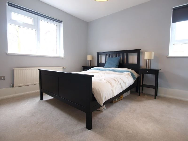3 bedrooms flat, 26 Hanley Road Finsbury Park London