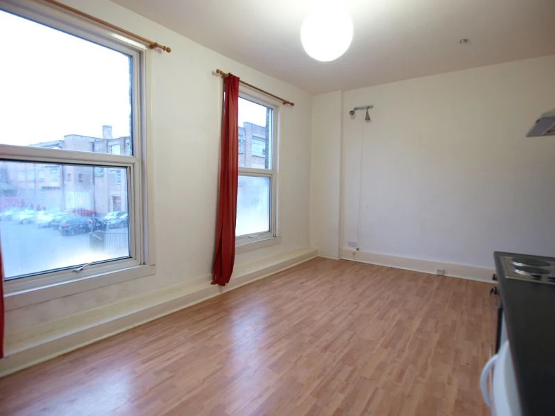 1 bedroom flat, 452a Flat 5 Hornsey Road Islington London