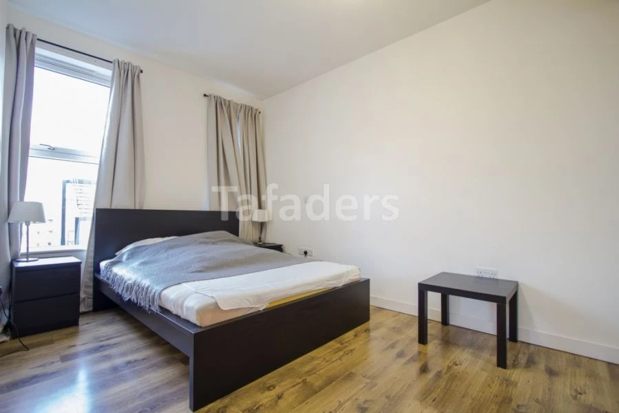 2 bedrooms flat, 54 2 Gray's Inn Road Clerkenwell London