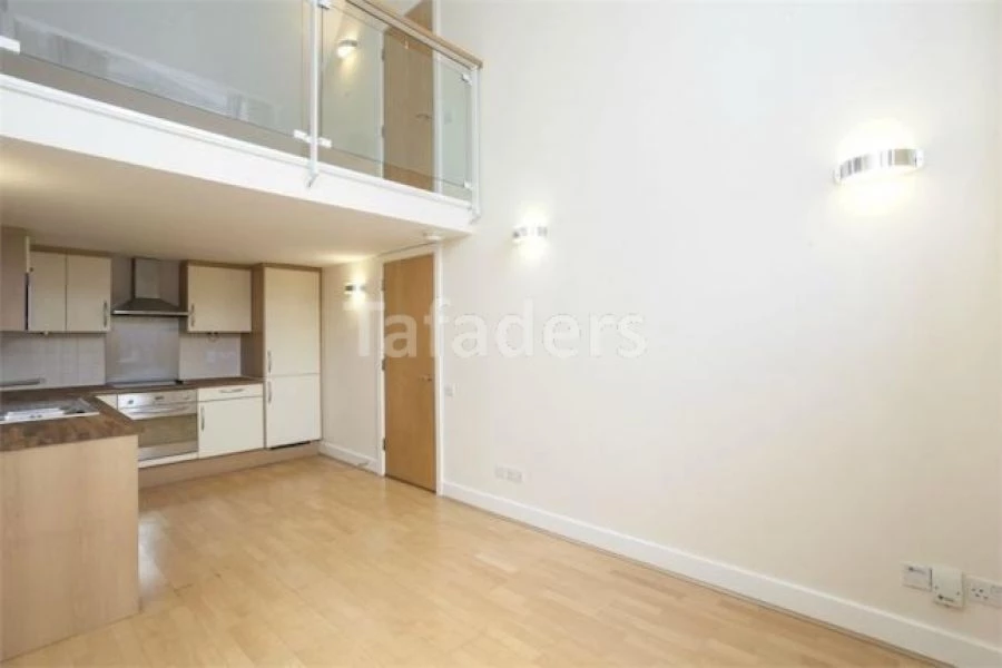3 bedrooms duplex, 20 Three Cups Yard, Sandland Street Holborn London United Kingdom