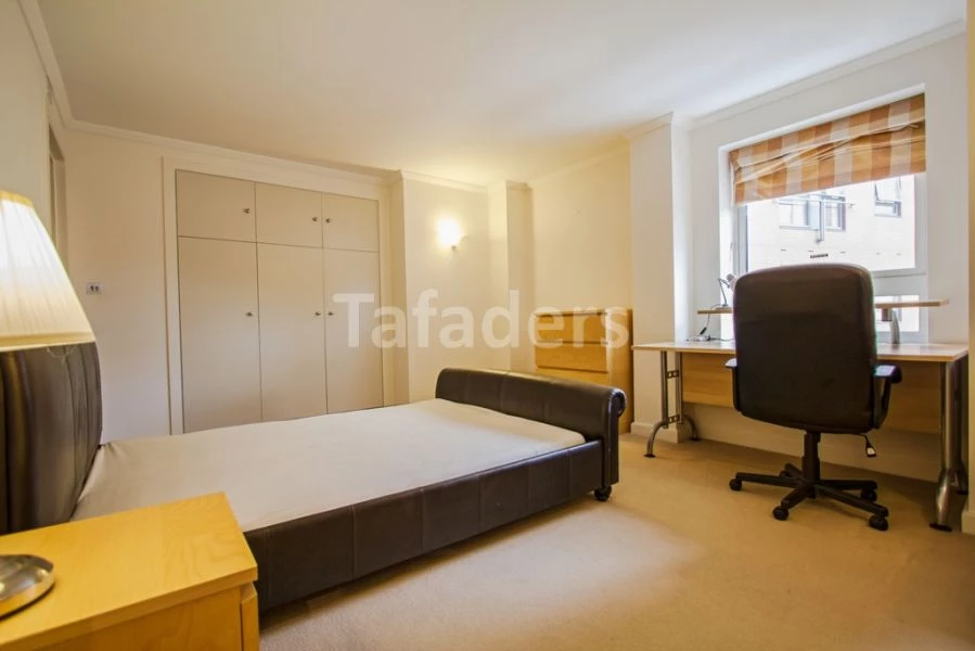 2 bedrooms flat, 7 411 High Holborn Holborn London