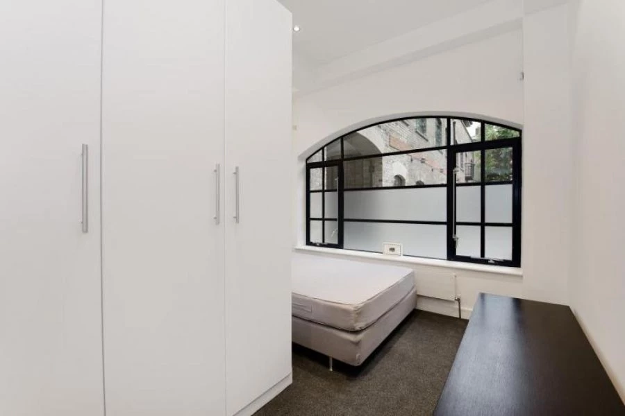 2 bedrooms flat, 8 Albion Yard, Regents Quarter King's Cross London