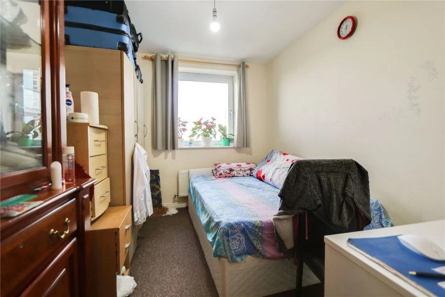 2 bedrooms apartment, City View Centreway Apartments Ilford