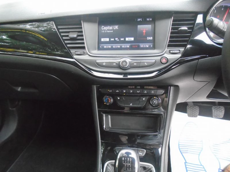 Vauxhall Astra 1.4T 16V 150 SRi 5dr 2019
