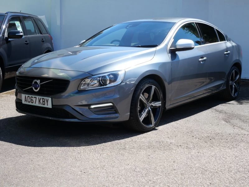 Volvo S60 T4 [190] R DESIGN Lux Nav 4dr Geartronic [Leather] 2017