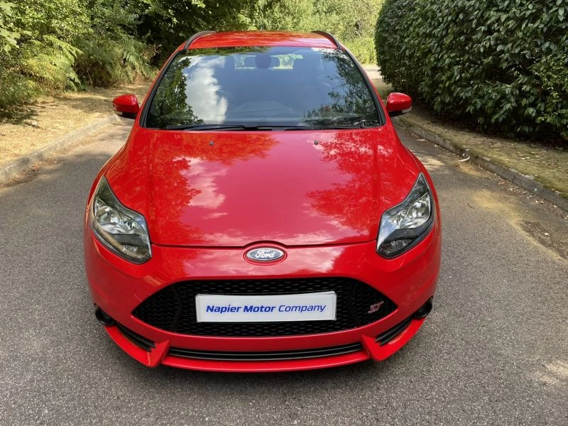 Ford Focus 2.0T ST-2 5dr 2012