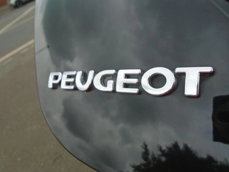 Peugeot 207 1.4 VTi Envy [95] 5dr 2011