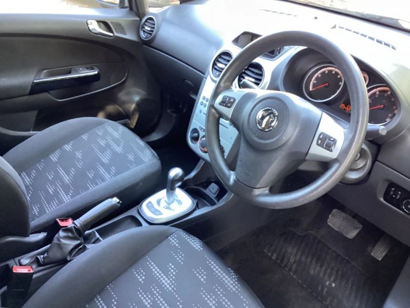 Vauxhall Corsa EXCLUSIV AC 5-Door 2013