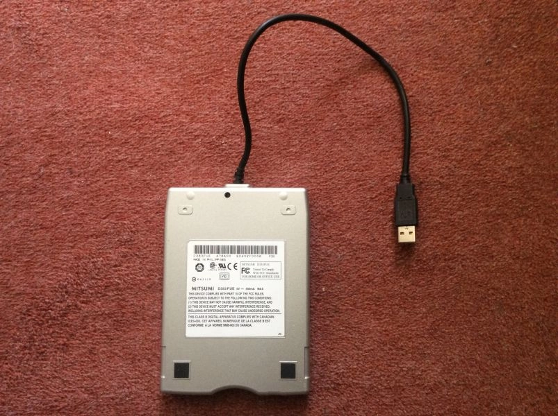 Mitsumi D353FUE External USB Floppy Disk Drive