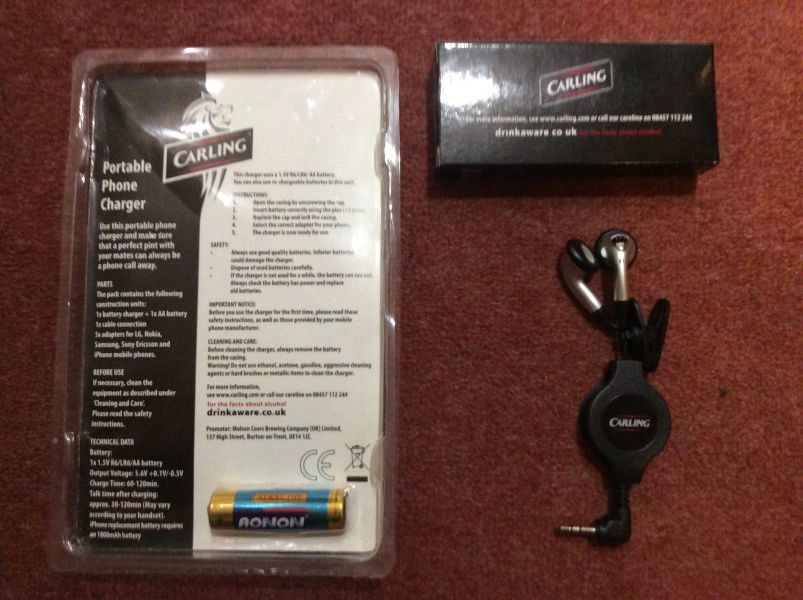 PORTABLE MOBILE PHONE POWER BANK AND WIRED EARPHONES.