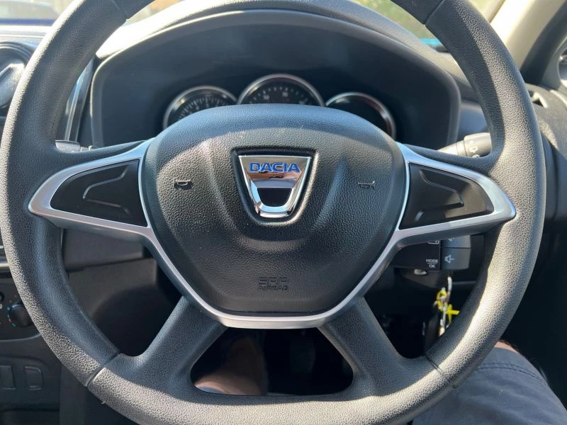 Dacia Sandero ESSENTIAL SCE 5-Door 2018