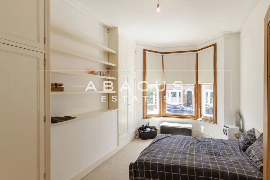 2 bedrooms flat, 10 Flat A Gladys Road West Hampstead London