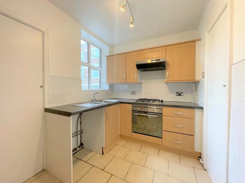 2 bedrooms flat, 59 Colney Hatch Lane Muswell Hill London
