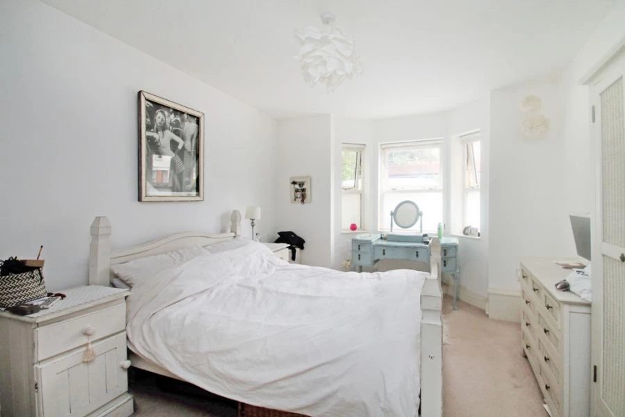 1 bedroom flat, 75a Shernhall Street Walthamstow London