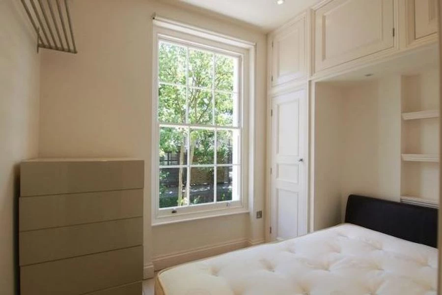 1 bedroom flat, 88 Flat 1 Amwell Street Islington London