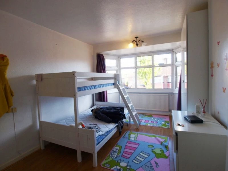 4 bedrooms house, 55 Oakwood Park Road Southgate London