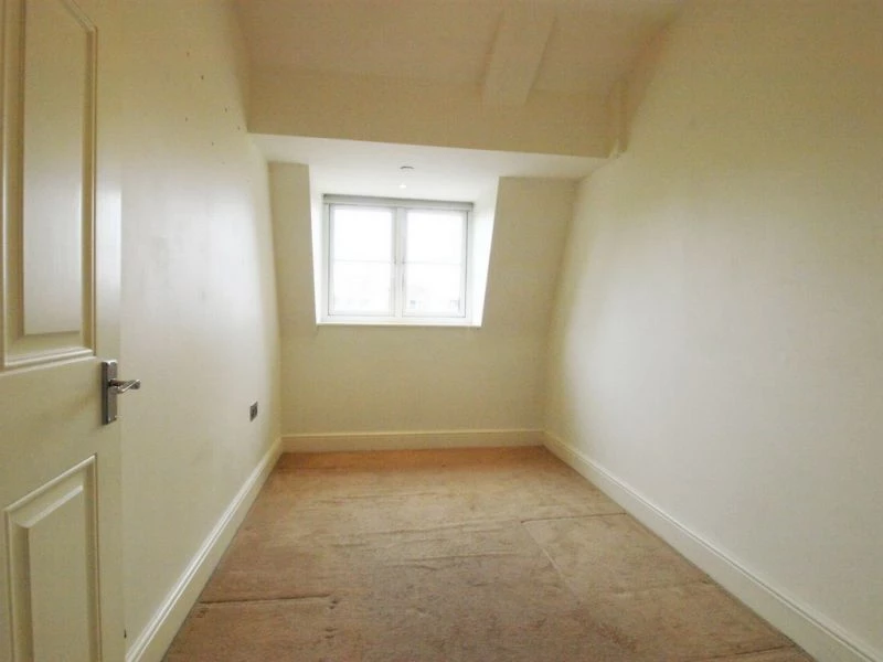 2 bedrooms flat, 45 34 High Street Southgate London